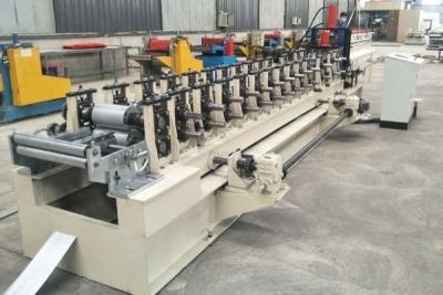 China 40-200mm Automatically Width Adjustable C U Profile Drywall Roll Forming Machine with Univeral Cutting for sale