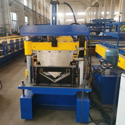 China Galvanized Steel Valley Gutter Downspout Roll Forming Machine With 18 Stations for sale