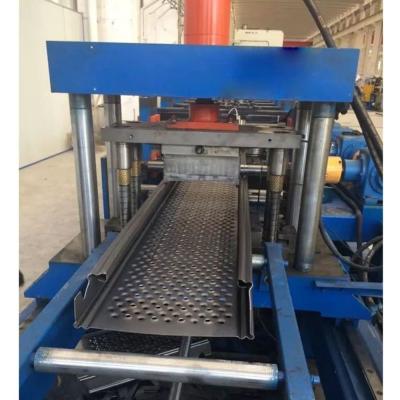 China 3.0mm Stärke-Baugerüst-Plattform-Kabel-Tray Roll Forming Machine With-Lochen zu verkaufen