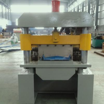 China CE Certificate 0.3-0.8mm Color Steel Strip Snap Lock Roofing Sheet Roll Forming Machine for sale