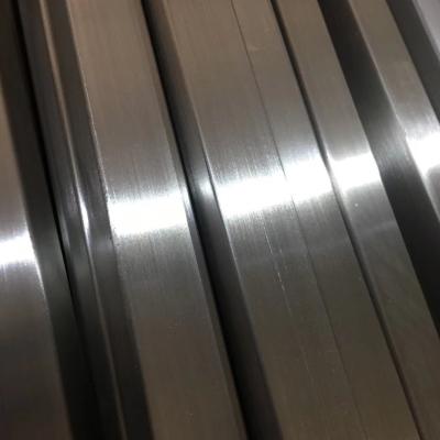 China Industrial ASTM A312 304 Square Tube 2mm Thickness 600 Grit Polished for sale
