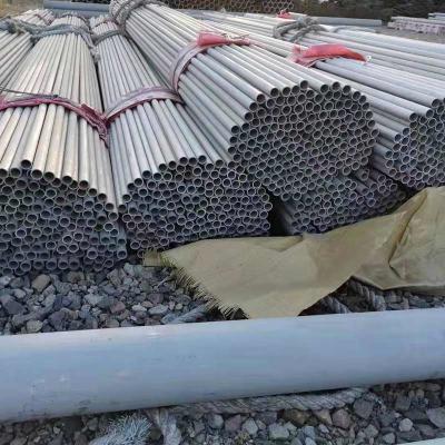 China SUS321 tubería de acero inoxidable inconsútil 630m m para el envase industrial de la caldera en venta