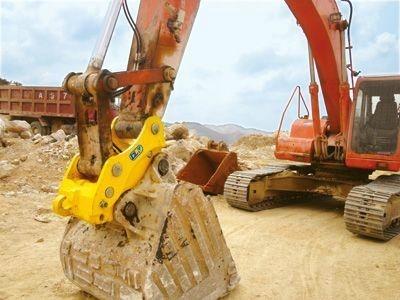 China Resistência de grande resistência de Mini Excavator Quick Hitch Wear para o disjuntor de comutação da cubeta à venda