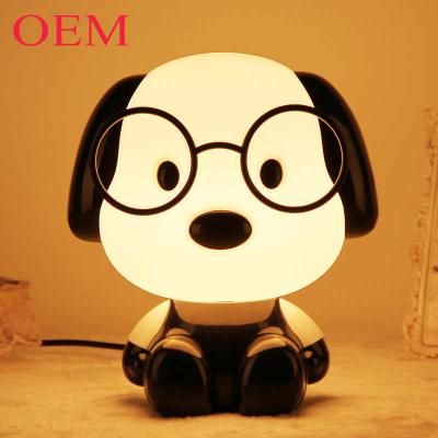 China Animales dibujos animados perros luz nocturna portátil de decoración del hogar lámpara de mesa en venta