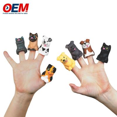中国 オーダーメイド プラスチック 動物形 指玩具 OEM PVC 玩具 シリコン製 子供用玩具 販売のため