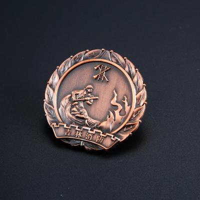 China Custom Brooch Pins Zinc Alloy Custom Enamel Lapel Pins Personalized Plating for sale