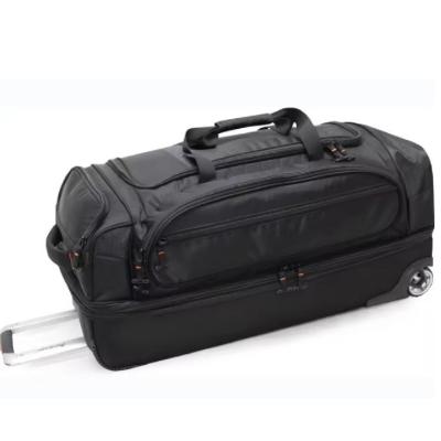 China Black Large Capacity32 inch Waterproof Duffel Luggage Bag For Travel en venta