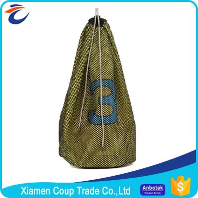 中国 Softbackのタイプ注文のスポーツ袋のバスケットボールの球袋の絶妙な技量 販売のため