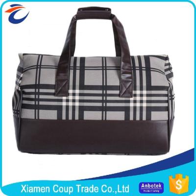 China Lightweight 600D Polyester Waterproof Duffel Bag Travel Leisure Hand Luggage Bags for sale