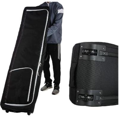 China Travel 600D Polyester Padded Ski Snowboard Bags With Wheels for sale