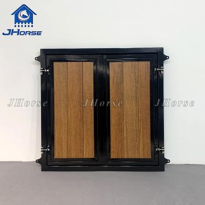 中国 Integral Consolidation Inexpensive Wooden Stable Doors And Window Horse Barn Door 販売のため