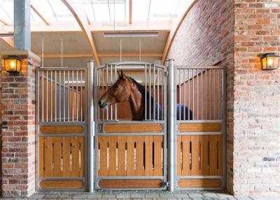 China 4.0x2.2m Horse Stables and Barns Metal Buildings , Easy to Set Up for sale