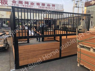 China Full Equipment Luxury Horse Stables And Various Colors Horse Stall Partitions for sale