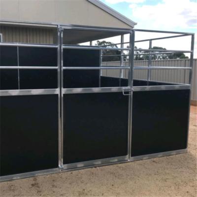 China Temporary Horse Stall Portable Horse Stable Box Indoor Swing Door Type for sale