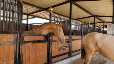 Chine La poudre noire a enduit les avants en bambou de stalle de cheval du pin Q235 à vendre