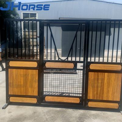 Chine fil Mesh Infill Horse Stall Panels de ventilation de porte coulissante de 10ft à vendre