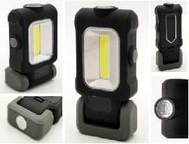 China O trabalho do diodo emissor de luz de Mini Portable ilumina preto a pilhas do ABS com a ESPIGA 3W de pintura de borracha à venda