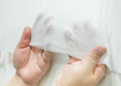 Chine tissu simple Spunlace non de textiles tissés blancs crus de 60g à vendre