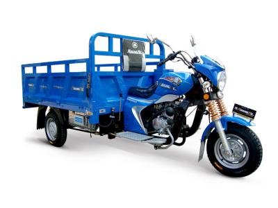 China Iron Motorized Cargo Tricycle 250cc Three Wheeler 4.5 L / 100km Fuel Consumption for sale