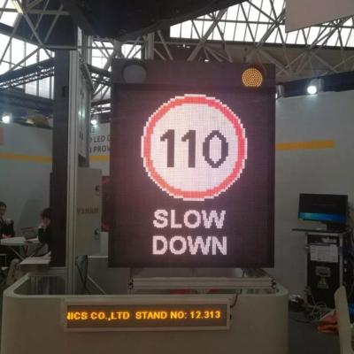 China IP56 Solar warning LED Road Sign Board Illuminated energy saving for sale