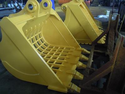 中国 掘削機SK450、PC400、PC420のための大きい容積の高性能の掘削機の骨組バケツ 販売のため