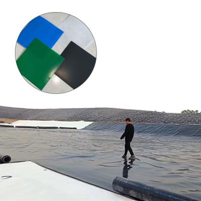 China Industrial 1.0mm Thick HDPE Geomembrane For Landfill Reservoir Dams for sale