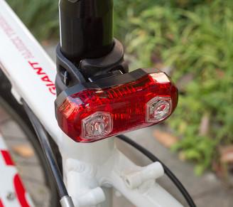 China Steady Road Cycling Lights 2.8cm 2 Sides Slow Flashing for sale
