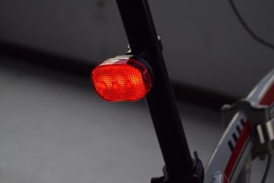 China luzes de freio da bicicleta de 2.0-3.0cm para de disco dos freios o brilho ultra à venda