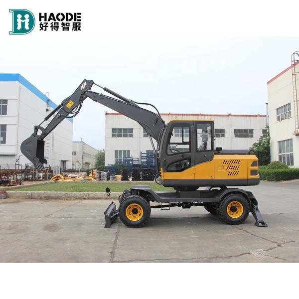 Quality Hydraulic Cylinder Retro Excavator Escavatore-EC Portable 7 Ton Wheel Excavator for sale