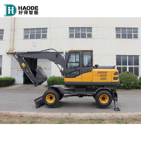 Quality Hydraulic Cylinder Retro Excavator Escavatore-EC Portable 7 Ton Wheel Excavator for sale