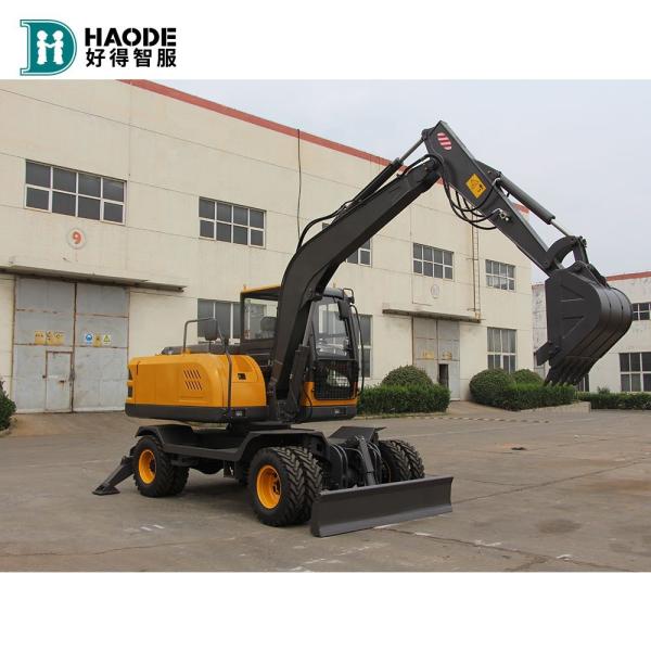 Quality Hydraulic Cylinder Retro Excavator Escavatore-EC Portable 7 Ton Wheel Excavator for sale