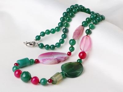 China Venda por atacado vermelha natural de alta qualidade do handmake da jóia da mulher das colares da ágata do verde da ágata à venda