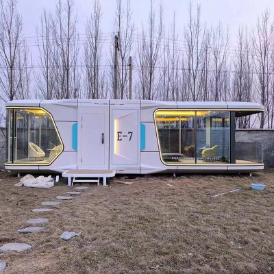 Китай Movable 40ft Capsule Home Shipping Container Prefabricated Modular Home Outdoor Office Pod продается