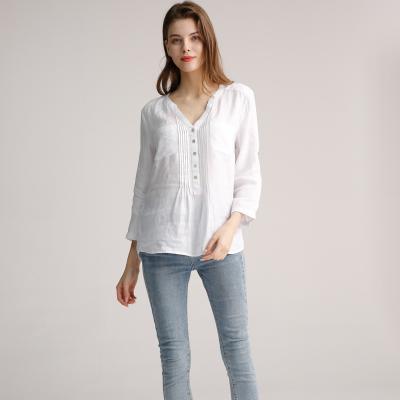 Китай Рубашки белья плиссированных женщин фронта случайные 3/4 блузок пуловера лилии рукава белых продается