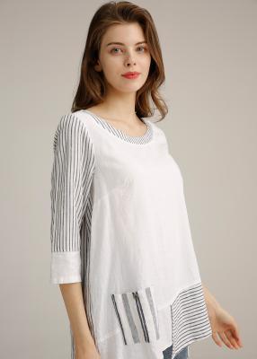 中国 Tシャツは女性の偶然の麻のシャツを接続の布が付いている3つの四分の一袖の上平手打ちする 販売のため