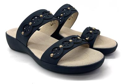China Rubber Sole Material Pink Flat Sandals Women Fashionable For Casual Occasions for sale