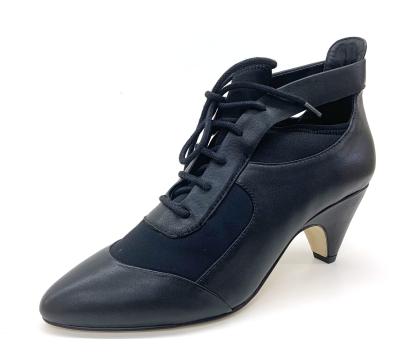 China Calçados resistentes ao deslizamento, calçados de mulher, botas de tornozelo, respiráveis, leves. à venda