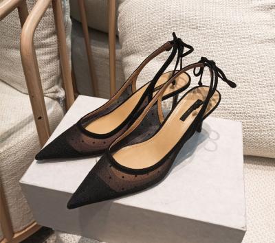 Chine Chaussures à talons étroits pour femmes à orteils ronds résistantes au glissement avec matériau synthétique à vendre