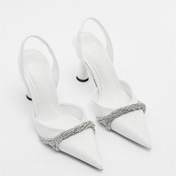 China Waterdicht PU-zool vrouwen schoenen sandalen stijl voor informele gelegenheden Te koop