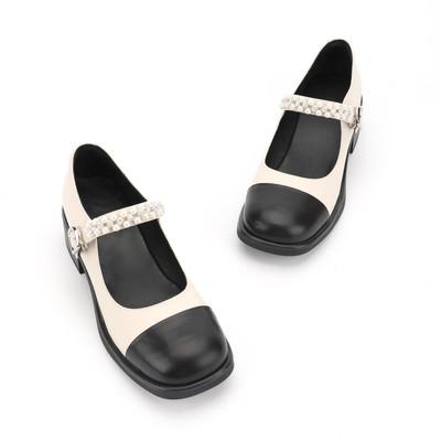 China Sapatos de salto plano com sola EVA e dedos redondos à venda