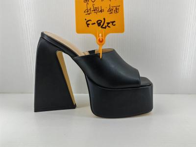 Chine Fermeture à bretelles sandales à talons hauts pour femmes pour les fêtes / cocktails / mariages à vendre