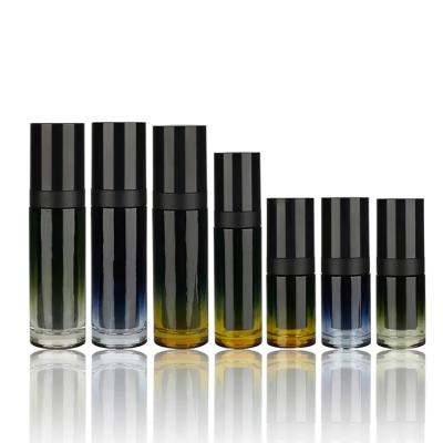 China Garrafa de vidro vazia recarregável dos cosméticos para a loção 30ml 50ml 100ml do soro de Cosmet à venda