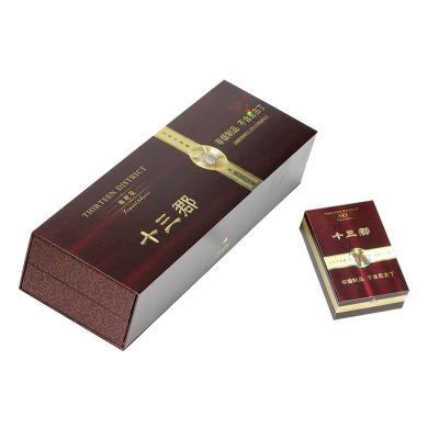 China Caja de encargo cercana de empaquetado de alta calidad al por mayor de la caja del papel de cigarrillo del imán del papel del arte en venta