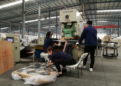 Chine 1000 séries multifonctionnelle de longévité élevée légère de plat en aluminium circulaire à vendre