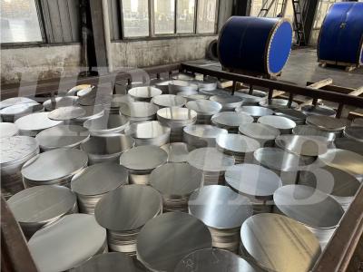 China O alumínio 1050 puro do Cookware circunda a superfície prateada da planície da liga H14 1/4 dura à venda