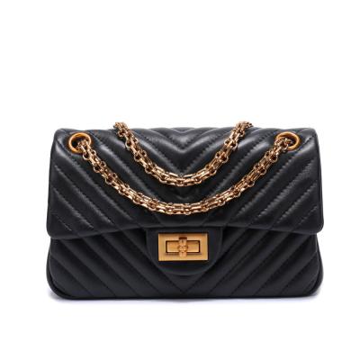 China 2019 March new style leather bag for women latest female bag fashion popular chain cross-body shoulder bag for sale