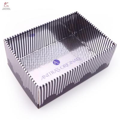 China Flat-Packed Silver Packaging Box | Corrugated Paperboard with Optional Lamination à venda