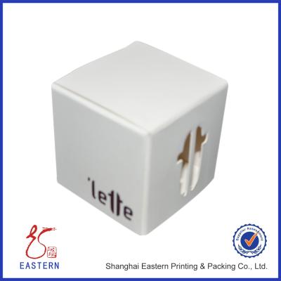 China White Concise Pantone Printing Macaron Paper Box With Logo Window for sale