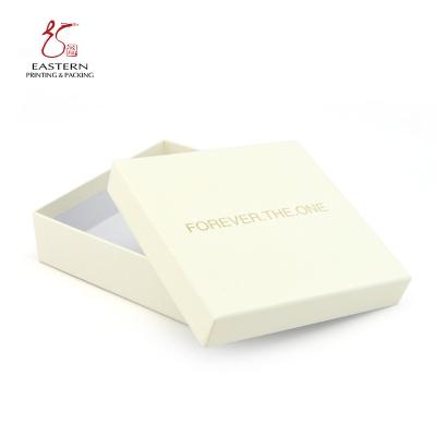中国 CMYK色は宝石類のためのボール紙のギフト用の箱を懸命にリサイクルした 販売のため