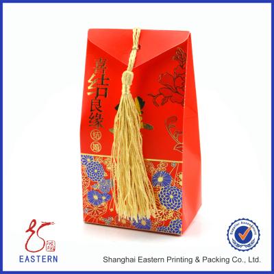 China Beautiful China Red Color 50mm Width Wedding Gift Boxes With Tassel for sale
